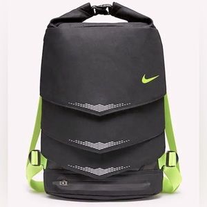 NIKE MOG BOLT RUNNING